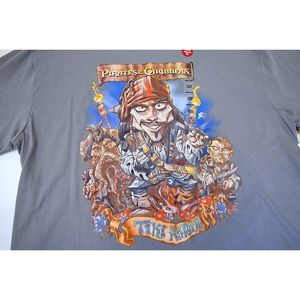 NEW Disney Studio XXL Pirates Of The Caribbean Jack Sparrow / Johnny Depp Shirt